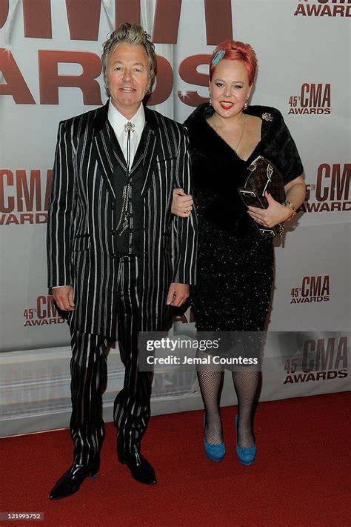 45th Annual CMA Awards - Arrivals