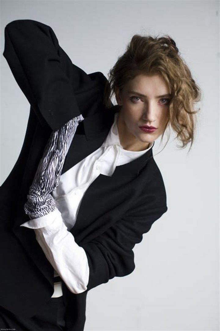 Anya Rozova Bio (Wiki) 