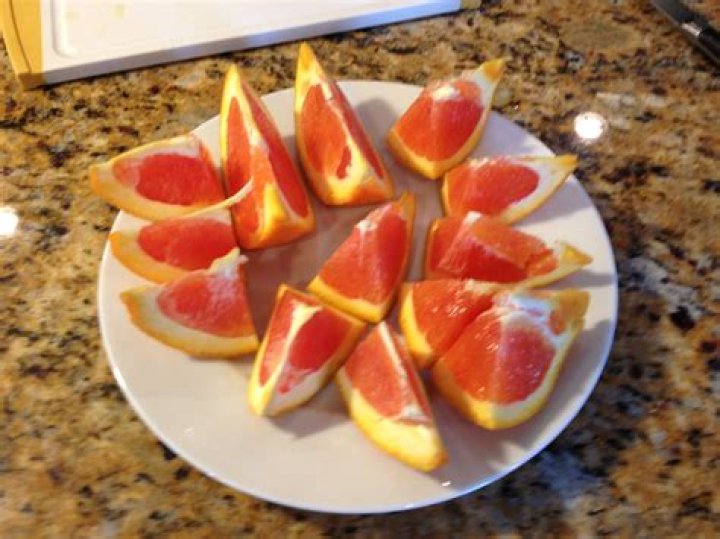 Are Cara Cara oranges crossed with grapefruit?