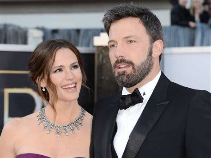 Ben Affleck and Jennifer Garner with kids
