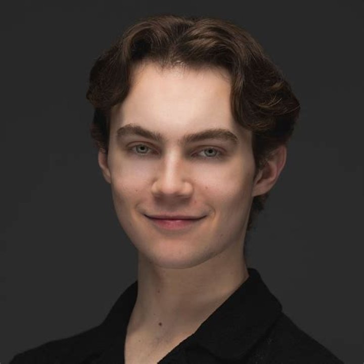 Brady Farrar Bio (Wiki) 
