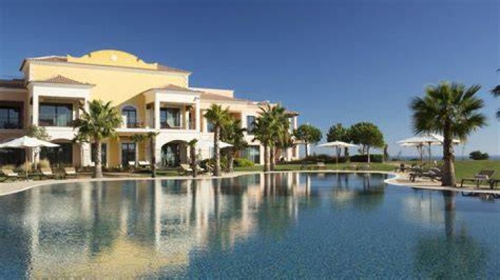 Cascade Wellness & Lifestyle Resort Cascade Wellness & Lifestyle Resort