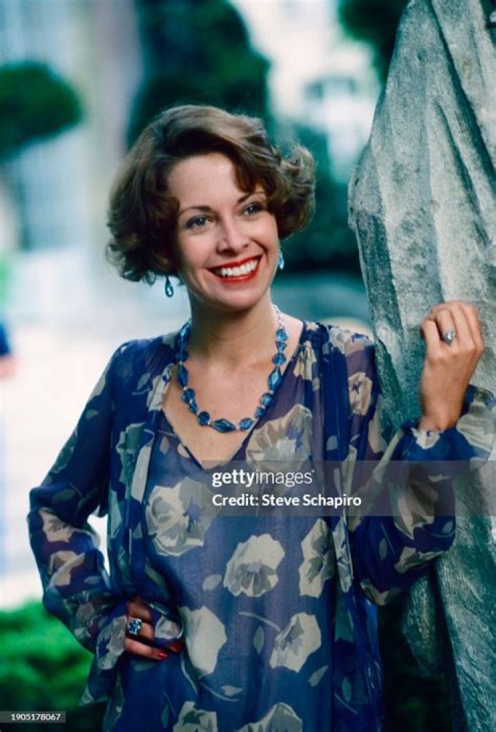 Catherine Hicks photo 3