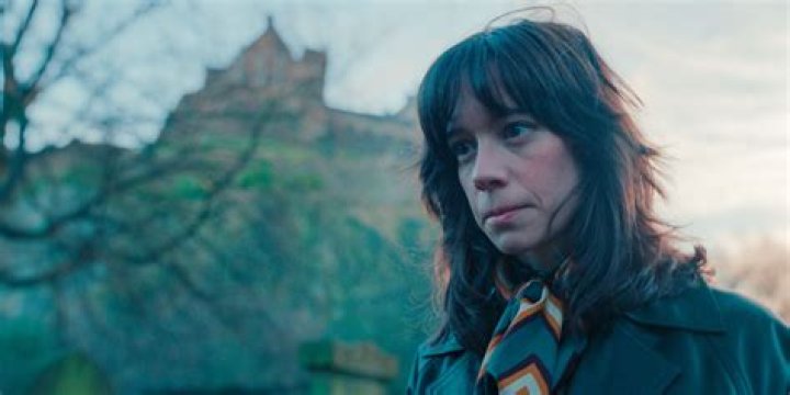Chloe Pirrie Bio (Wiki) 
