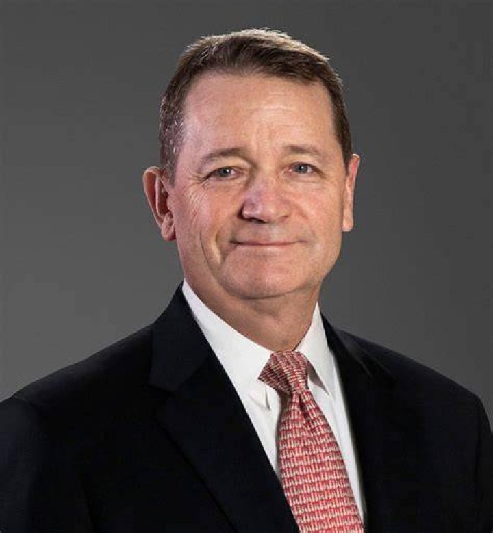 Cliff Skelton Bio (Wiki) 