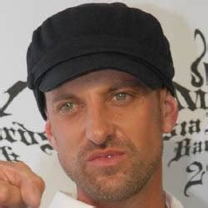 Daniel Powter - Age, Family, Bio