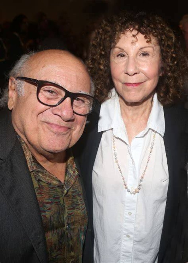 Danny Devito wife