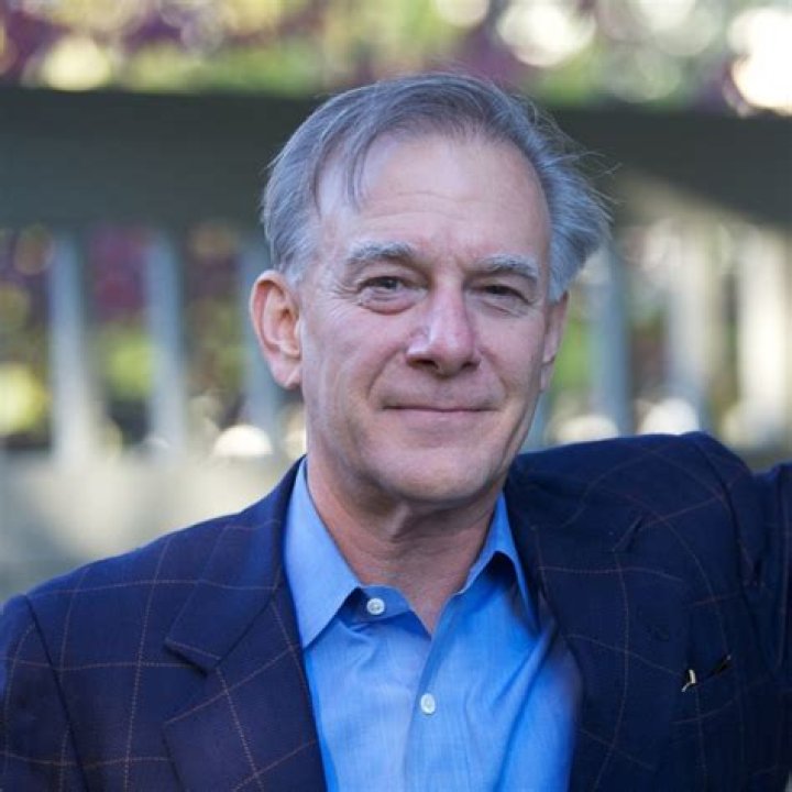 David Ignatius - Age, Family, Bio