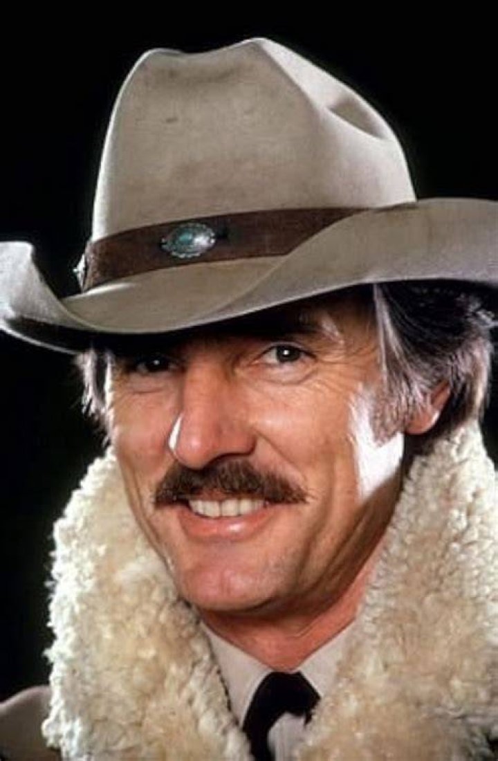 Dennis Weaver photo 2