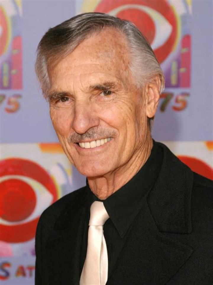 Dennis Weaver photo