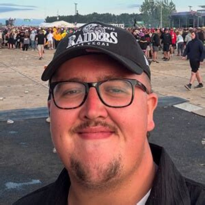 Famous Marshalls | Famous Birthdays