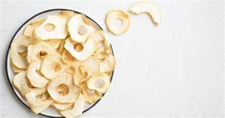 How long will dehydrated apples last?
