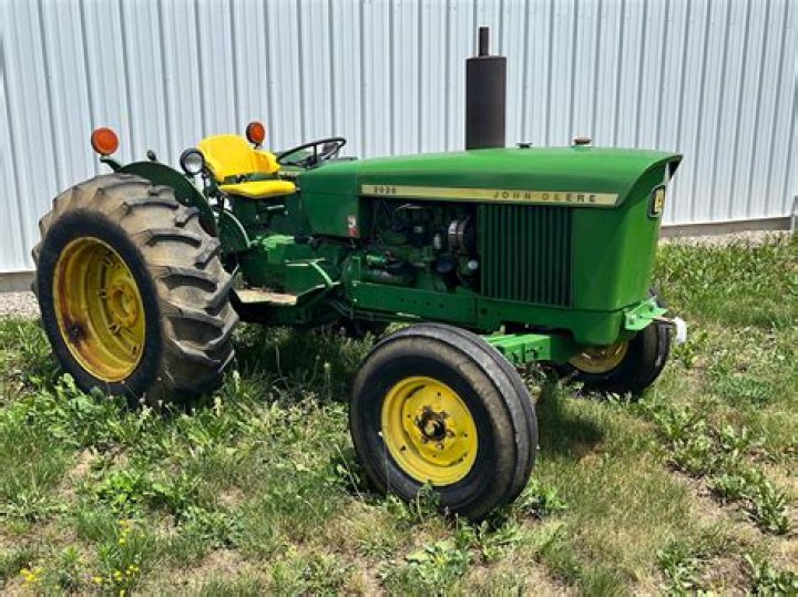How much horsepower does a 2030 John Deere have?