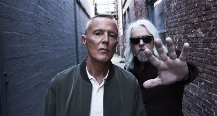 How much is Curt Smith worth?