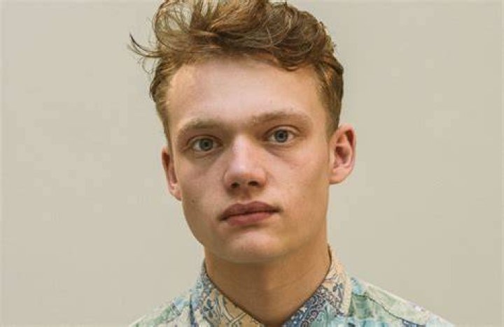 Jojo Macari - Age, Family, Bio