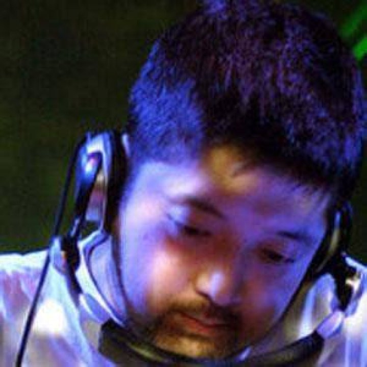 Jun Seba - Trivia, Family, Bio