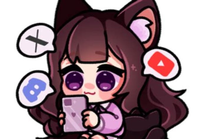 Lady Dima face reveal