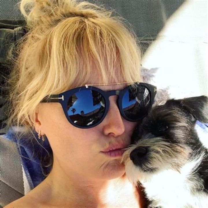 Malin Akerman Pets