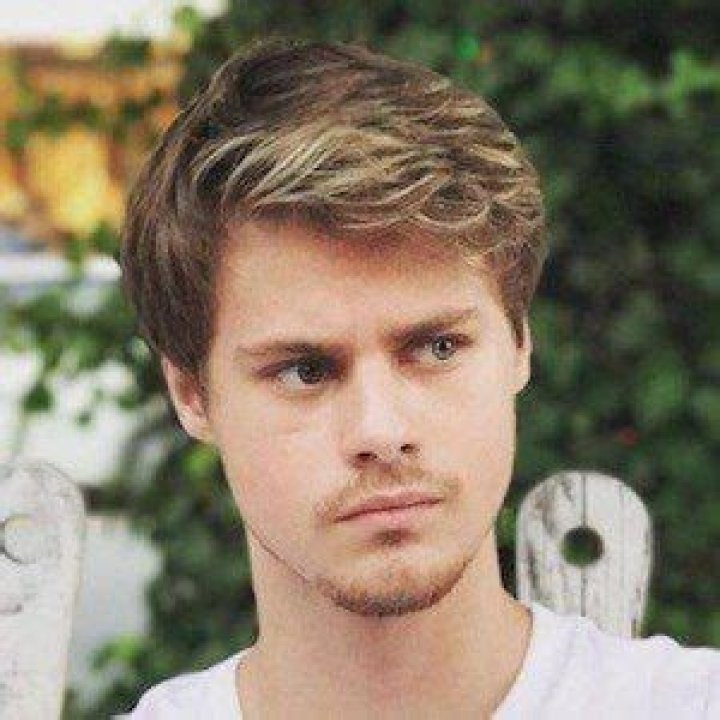 Mitchell Kummen - Age, Family, Bio