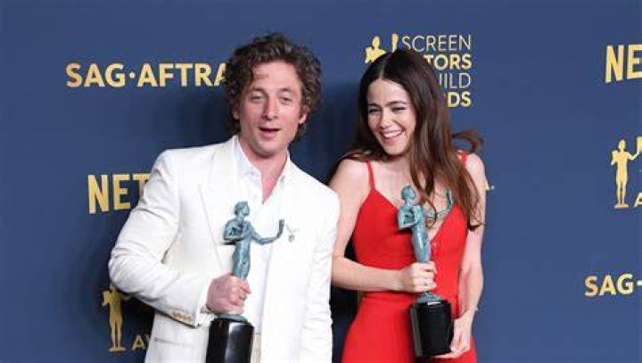 Molly Gordon Boyfriend
