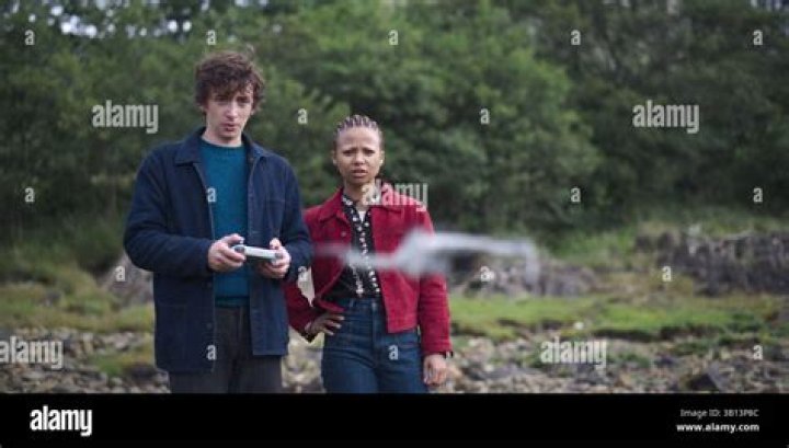 Myhala Herrold, Samuel Blenkin in Black Mirror season 6 episode “Loch Henry”. © 2023 Netflix, Inc. Myhala Herrold, Samuel Blenkin in Black Mirror season 6 episode “Loch Henry”. © 2023 Netflix, Inc.
