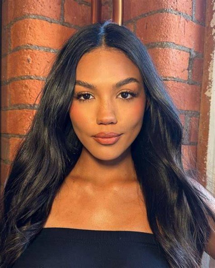 Paris Phillips - Age, Family, Bio