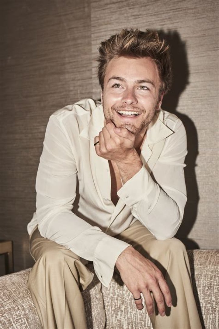 Peyton Meyer's pet Kuma - Dog With a Blog
