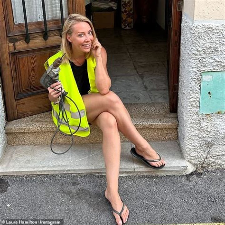 TV presenter Laura Hamilton flaunts her body in a bikini while on family holiday! Who is she married to? Presenter Laura Hamilton flaunts her body in bikini