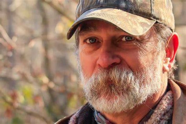 Preston Roberts raised several charity funds by selling his hammers, axes, knives, and other tools. Know how much was Preston's net worth at the time of his death!