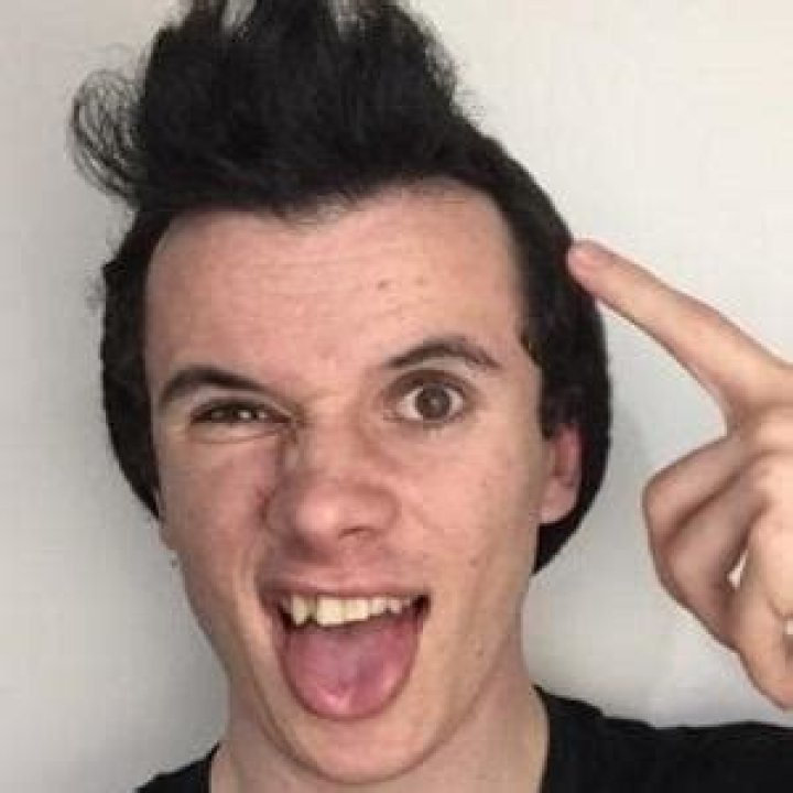 Ryan Lamont - Age, Family, Bio