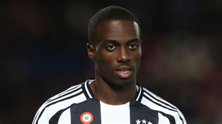 Timothy Weah salary