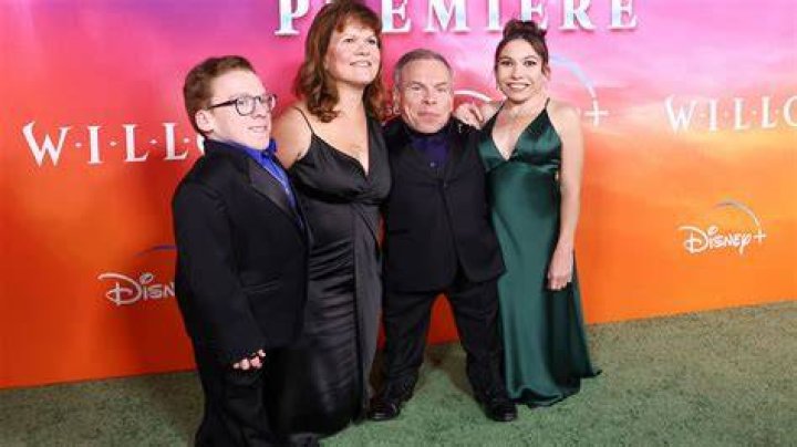 Warwick Davis - Age, Family, Bio
