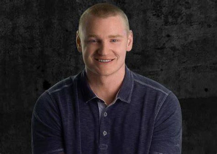 Wes Bergmann Bio (Wiki) 