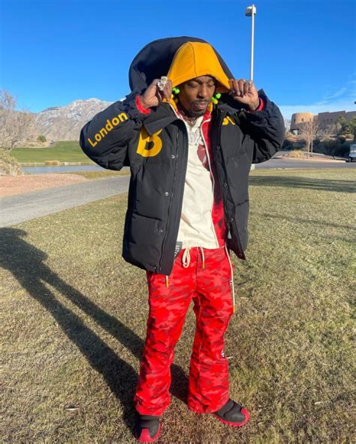 What is Sauca Walka’s real name?