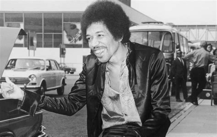 What was Jimi Hendrix net worth?